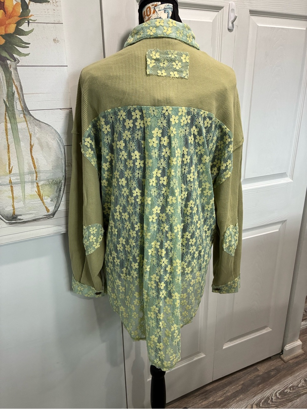 POL Light Olive Green Button-Down Shirt with Floral Trim - Picture 5 of 9